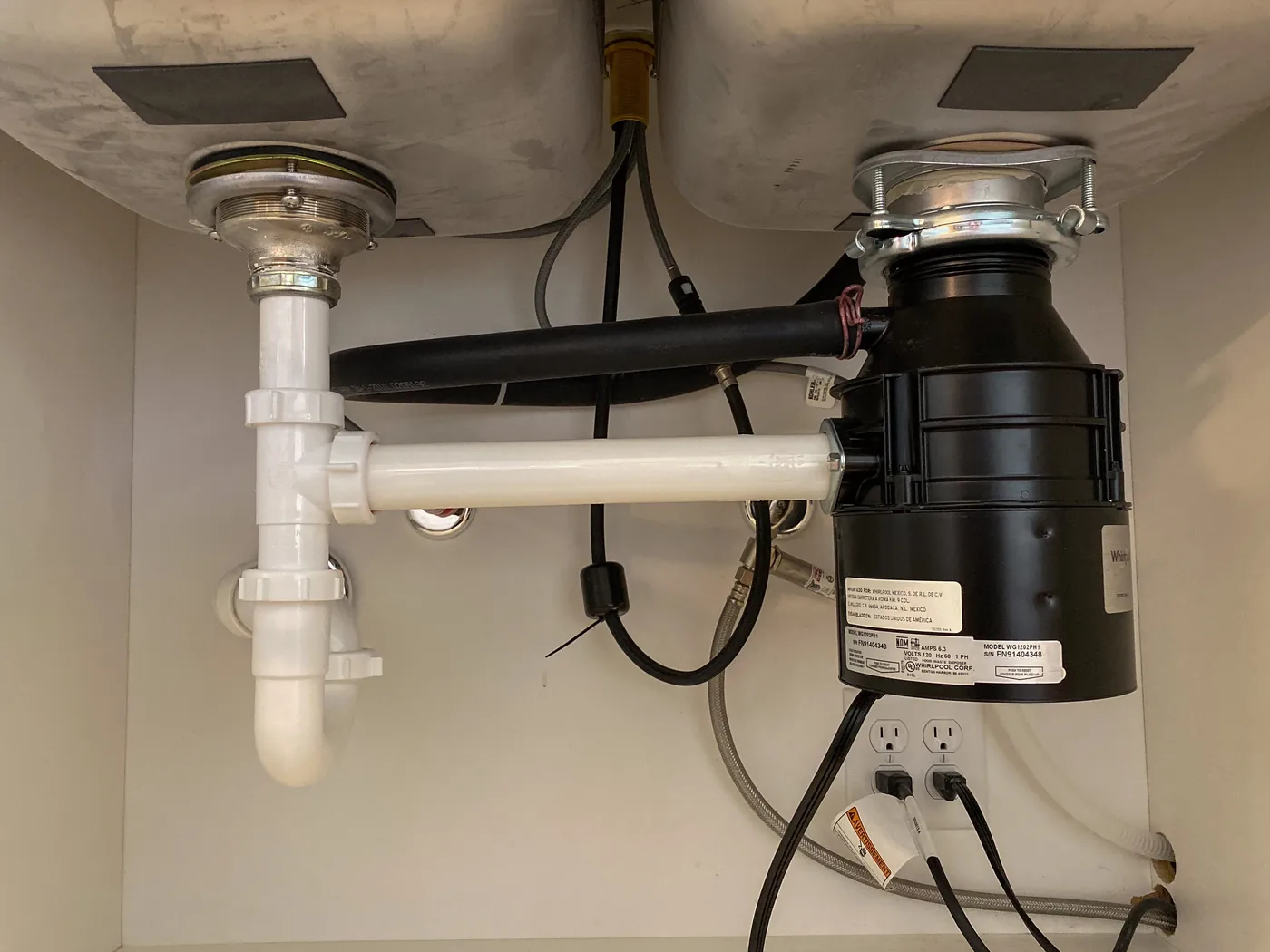 Garbage Disposal Leak in Duson, Louisiana